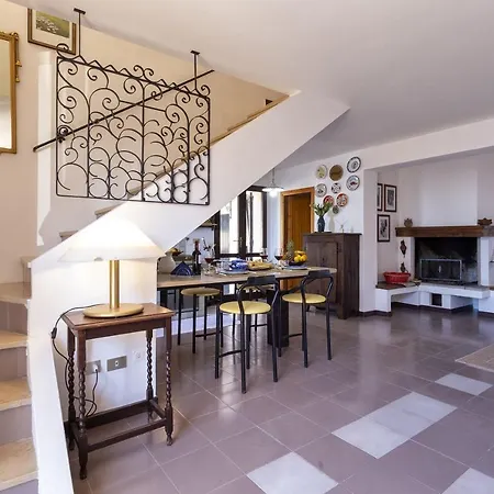 Villa Villa Joie De Vivre Alghero Large Villa With Pool And Large Bright Interiors *