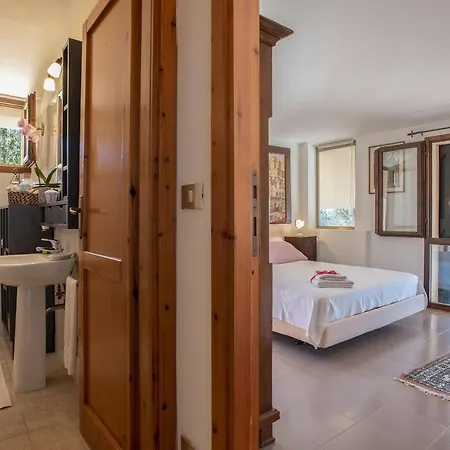 Villa Villa Joie De Vivre Alghero Large Villa With Pool And Large Bright Interiors
